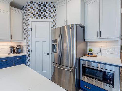 4658 Alwood Way, Edmonton, AB - Indoor Photo Showing Kitchen With Stainless Steel Kitchen