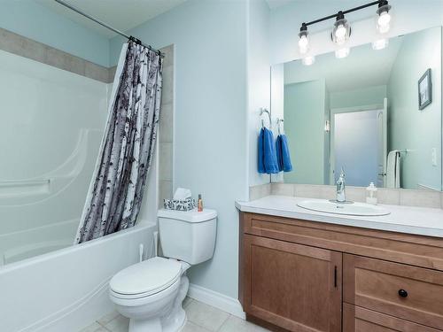 4947 Terwillegar Common, Edmonton, AB - Indoor Photo Showing Bathroom