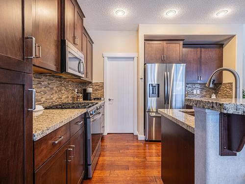 3620 14 Street Nw, Edmonton, AB - Indoor Photo Showing Kitchen With Upgraded Kitchen