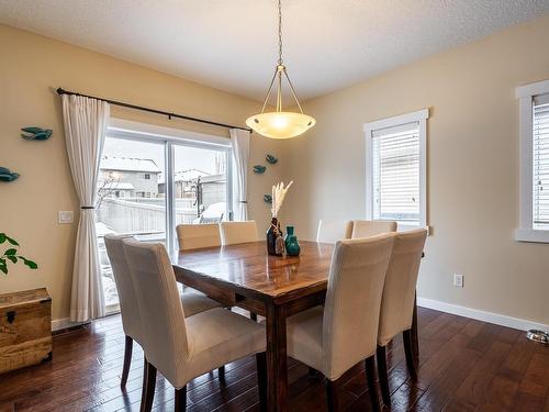 3620 14 Street Nw, Edmonton, AB - Indoor Photo Showing Dining Room