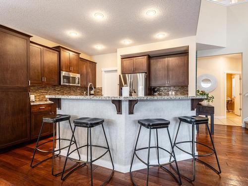 3620 14 Street Nw, Edmonton, AB - Indoor Photo Showing Kitchen With Upgraded Kitchen