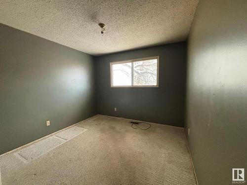 5316 52 Avenue, Bruderheim, AB - Indoor Photo Showing Other Room