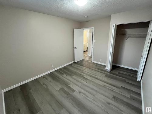 6728 136 Avenue, Edmonton, AB - Indoor Photo Showing Other Room