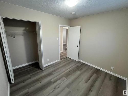 6728 136 Avenue, Edmonton, AB - Indoor Photo Showing Other Room