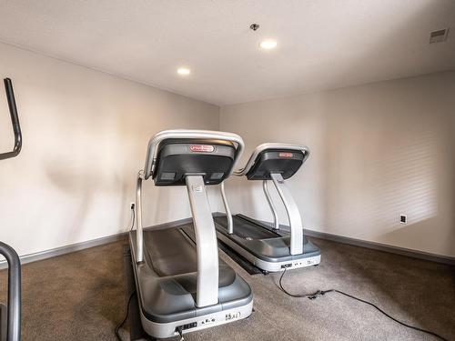 231 530 Hooke Road, Edmonton, AB - Indoor Photo Showing Gym Room