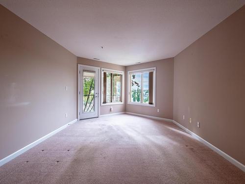 231 530 Hooke Road, Edmonton, AB - Indoor Photo Showing Other Room