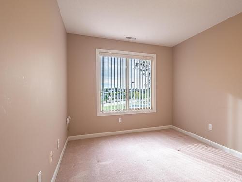 231 530 Hooke Road, Edmonton, AB - Indoor Photo Showing Other Room