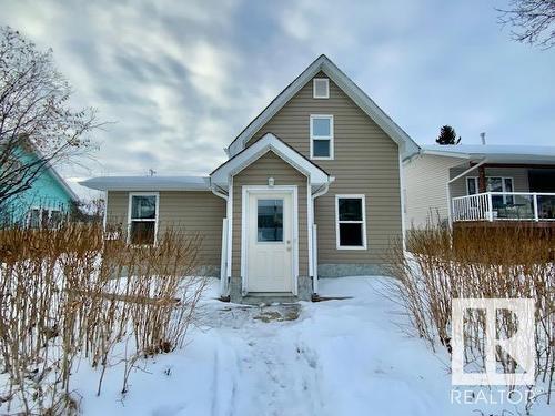 4725 49 Avenue, Wetaskiwin, AB - Outdoor With Facade