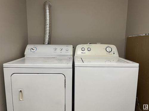 49 13590 38 Street Nw, Edmonton, AB - Indoor Photo Showing Laundry Room