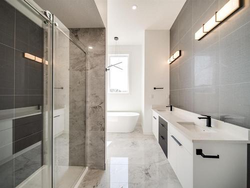 1410 Enright Landing, Edmonton, AB - Indoor Photo Showing Bathroom