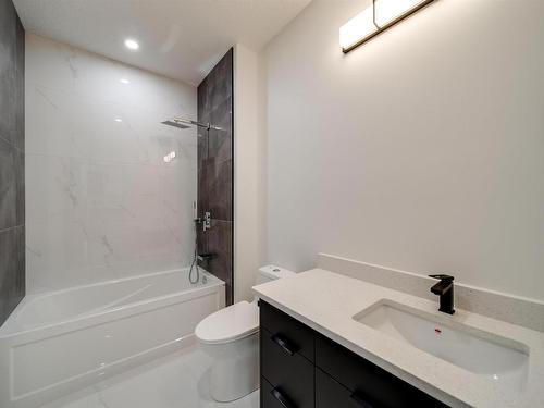 1410 Enright Landing, Edmonton, AB - Indoor Photo Showing Bathroom