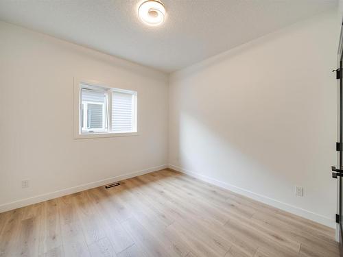 1410 Enright Landing, Edmonton, AB - Indoor Photo Showing Other Room