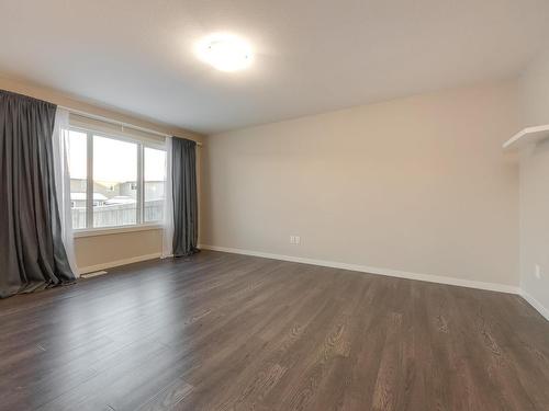 4428 6 Street, Edmonton, AB - Indoor Photo Showing Other Room