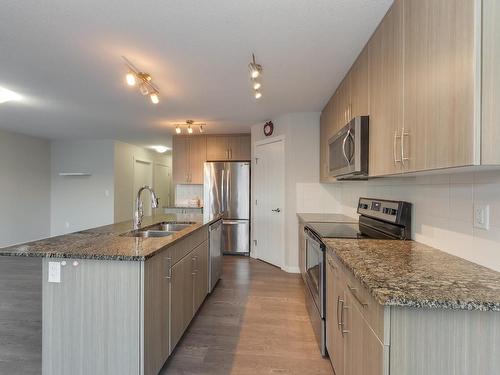 4428 6 Street, Edmonton, AB - Indoor Photo Showing Kitchen With Stainless Steel Kitchen With Double Sink With Upgraded Kitchen