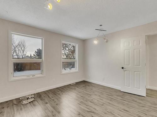 4019 34A Avenue, Edmonton, AB - Indoor Photo Showing Other Room