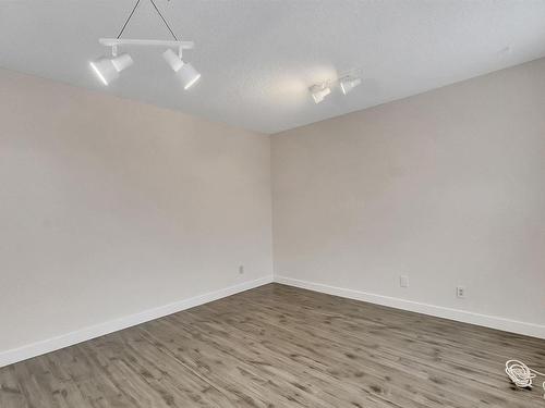 4019 34A Avenue, Edmonton, AB - Indoor Photo Showing Other Room