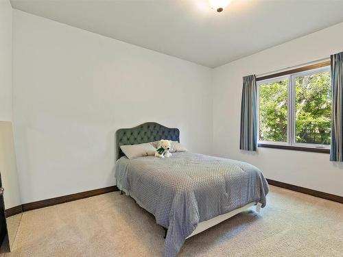 57 54315 Rge Rd 251, Rural Sturgeon County, AB - Indoor Photo Showing Bedroom