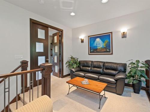 57 54315 Rge Rd 251, Rural Sturgeon County, AB - Indoor Photo Showing Living Room