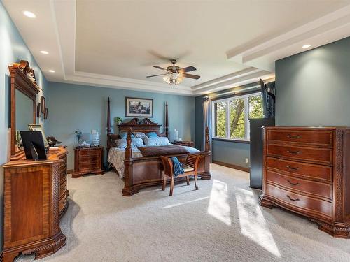 57 54315 Rge Rd 251, Rural Sturgeon County, AB - Indoor Photo Showing Bedroom