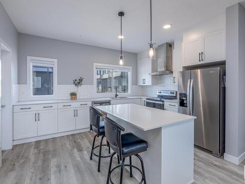 130 804 Welsh Drive, Edmonton, AB - Indoor Photo Showing Kitchen With Upgraded Kitchen