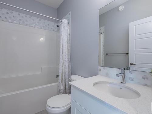 130 804 Welsh Drive, Edmonton, AB - Indoor Photo Showing Bathroom