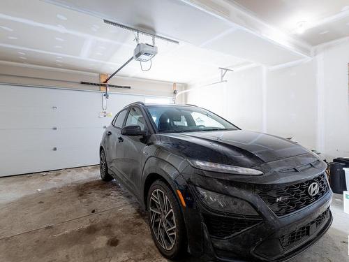 130 804 Welsh Drive, Edmonton, AB - Indoor Photo Showing Garage