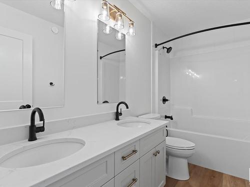 39 Darby Crescent, Spruce Grove, AB - Indoor Photo Showing Bathroom