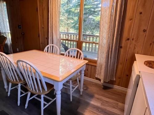 803 Marine Drive Drive Nw, Rural Wetaskiwin County, AB - Indoor Photo Showing Dining Room