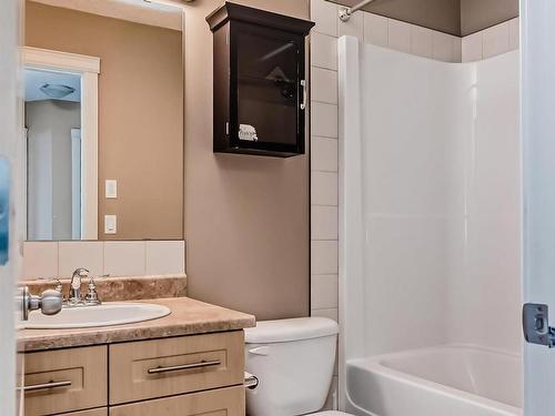 12 Fairfax Lane, Devon, AB - Indoor Photo Showing Bathroom