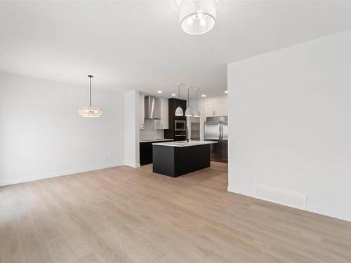 17907 73 Street, Edmonton, AB - Indoor Photo Showing Kitchen