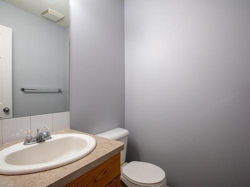 195 230 Edwards Drive, Edmonton, AB - Indoor Photo Showing Bathroom