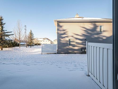 195 230 Edwards Drive, Edmonton, AB - Outdoor