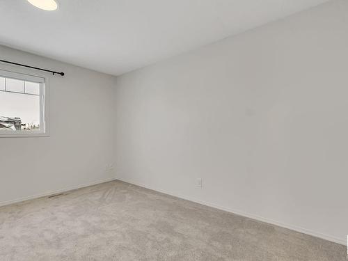 126 150 Edwards Drive, Edmonton, AB - Indoor Photo Showing Other Room