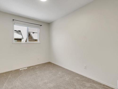 126 150 Edwards Drive, Edmonton, AB - Indoor Photo Showing Other Room