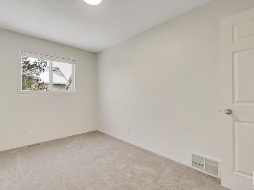 126 150 Edwards Drive, Edmonton, AB - Indoor Photo Showing Other Room