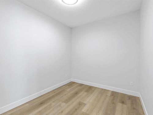 2028 155 Avenue, Edmonton, AB - Indoor Photo Showing Other Room