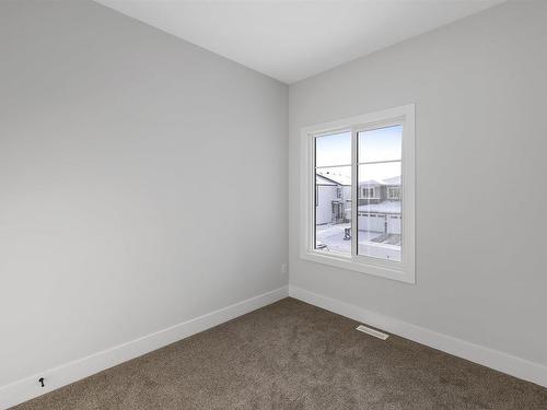 2028 155 Avenue, Edmonton, AB - Indoor Photo Showing Other Room