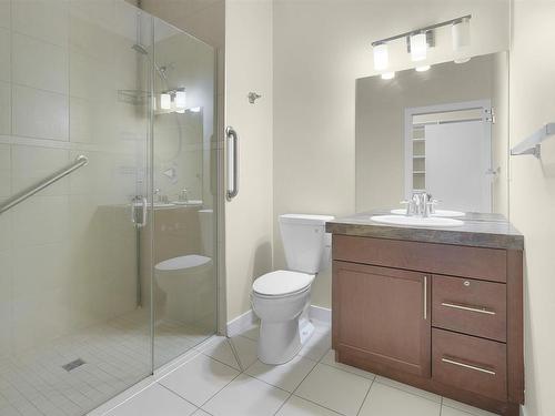 3071 Carpenter Landing, Edmonton, AB - Indoor Photo Showing Bathroom