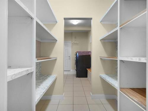 3071 Carpenter Landing, Edmonton, AB - Indoor With Storage