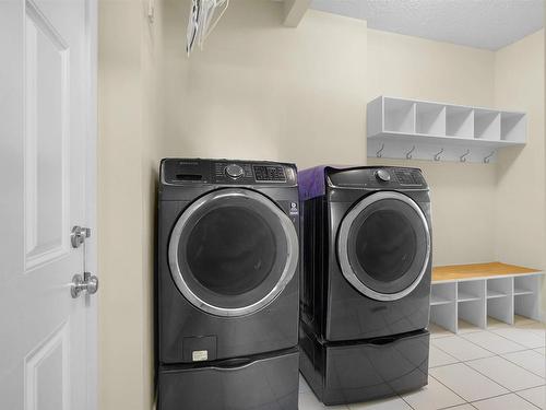 3071 Carpenter Landing, Edmonton, AB - Indoor Photo Showing Laundry Room