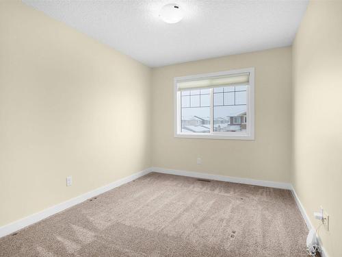 3071 Carpenter Landing, Edmonton, AB - Indoor Photo Showing Other Room