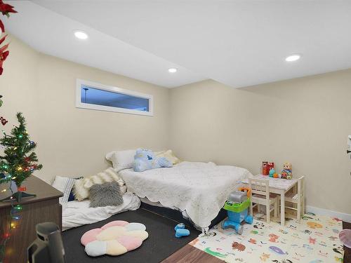 3071 Carpenter Landing, Edmonton, AB - Indoor Photo Showing Bedroom