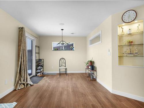 3071 Carpenter Landing, Edmonton, AB - Indoor Photo Showing Other Room