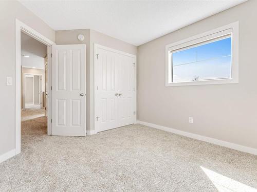 3504 4 Street, Edmonton, AB - Indoor Photo Showing Other Room