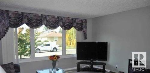 1181 68 Street Nw, Edmonton, AB - Indoor Photo Showing Bedroom