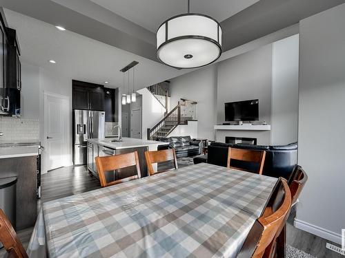 9325 Cooper Bend, Edmonton, AB - Indoor Photo Showing Dining Room