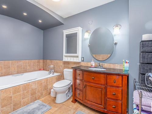 3 Zahar Drive, Rural Sturgeon County, AB - Indoor Photo Showing Bathroom