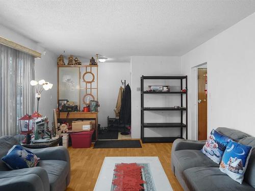 8004 130 Avenue, Edmonton, AB - Indoor Photo Showing Living Room