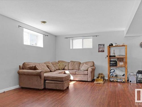 4610 47 Avenue, Redwater, AB - Indoor