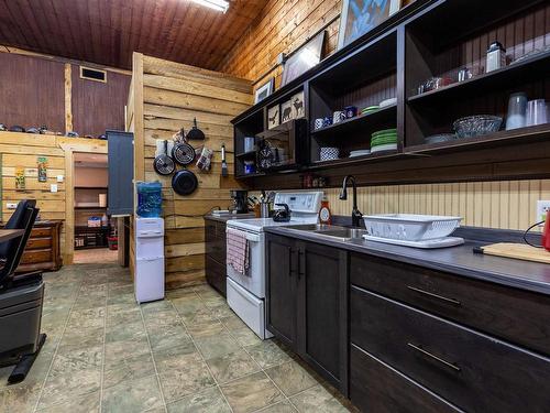 270002 Twp Rd 472A Ne, Rural Wetaskiwin County, AB - Indoor